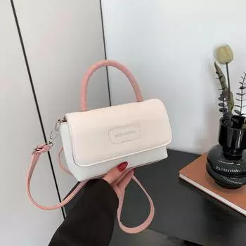 Модная текстура нишевая женская сумка 2024 года, новая модная простая повседневная маленькая квадратная сумка на одно плечо подмышкой косая сумка чёрный