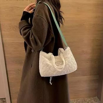 Fashion trendy soft waxy handbag dopamine plaid bundle mouth bag messenger bag hand carry tote bag summer new белый