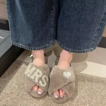 fashion Winter Women s Warm and Fluffy Home Pearl Rhinestone Letter Decor Decorative Furry Cotton Slippers 36-37 чёрный