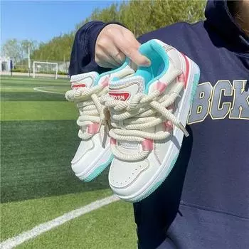 Модные женские теннисные кроссовки для отдыха на открытом воздухе, удобные туфли на толстой подошве, повседневные спортивные базовые женские вулканизированные туфли 2024 года, новые 35