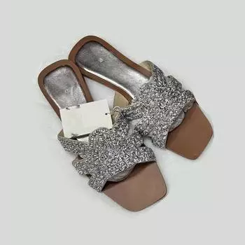 Модные женские тапочки на плоской подошве, роскошные блестящие стразы, римские пляжные шлепанцы для улицы, летние повседневные дышащие полые золотые женские туфли 2024 года 37 серебряный