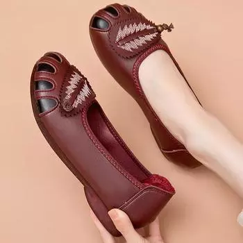 Fashion Women Mesh Hollow-out Lightweight Casual Shoe Summer Breathable Loafers Comfort Non-skid Mom Shoes Round Toe Slip on Flats2024 36 красный