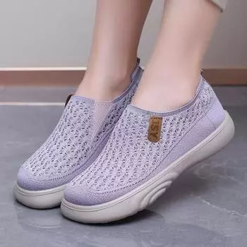 Fashion Women s 2024 new round toe soft soled shoes, women s old Beijing cloth shoes, lightweight mother shoes, thick soled casual shoes 36