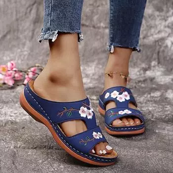 Fashion Women s Casual Slippers Fashion Hollow Flowers Wedge Sandals Outdoor Embroidered Platform Comfortable Beach Shoes Plue Size 43 36 красный