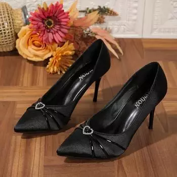 Fashion Women s fashion stiletto heels fall new pointy shallow mouth heart-shaped crystal buckle single shoes 34 чёрный