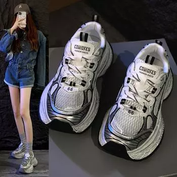 Модные женские сетчатые дышащие легкие нескользящие спортивные туфли Весенние новые модные спортивные кроссовки для женщин 35 чёрный