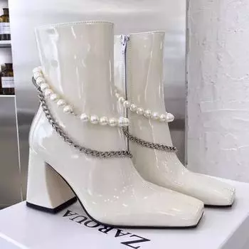 Fashion Women s Pearl Chain High Heel Ankle Boots Fall New Square Head Thick Heel Patent Leather Side Zipper Mid-leg Fashion Boots 35 белый