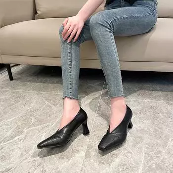 модные женские туфли с острым носком на среднем каблуке с высоким каблуком, неглубокие простые туфли-перчатки, женские осенние повседневные туфли коричневого цвета 35 чёрный