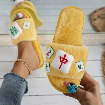 Fashion Women Slippers 2024 New Winter Home Shoes for Women Solid Color Majong Decorated Fluffy Furry Cotton Slippers Slides Women 36-37 розовый