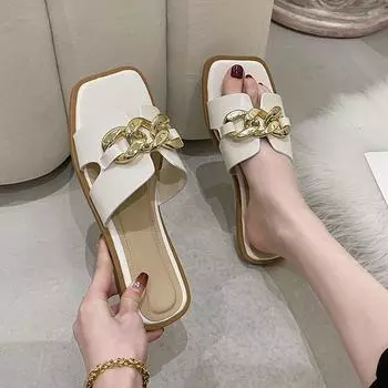 Модные женские тапочки с металлической пряжкой в стиле ретро, женские сандалии на плоской подошве, лето 2024 года, классическая удобная пляжная женская обувь для отдыха на природе 35 чёрный