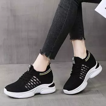 Модные женские кроссовки Весенние повседневные туфли с блестками Женские туфли на платформе Каблуки Клинья Увеличивающие рост 2024 Трикотажные женские вулканизированные туфли 35 белый