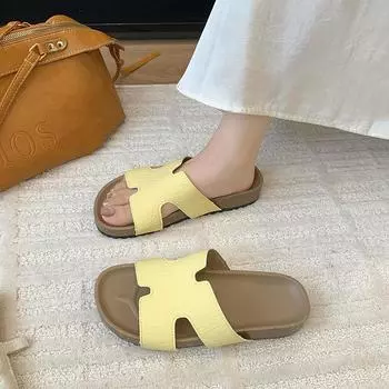 Fashion word new soft sandals slippers women s summer wear flat beach sandals 35