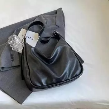 Fashionable and versatile with a sense of luxury, female bag large capacity women s new trend casual tote bagunderarm bag