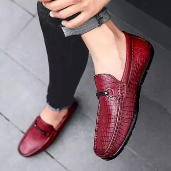 Модная обувь Мужские красные мокасины Мужские офисные туфли Кожаные повседневные туфли Легкие мужские туфли без застежек Дышащие мокасины для вождения 38 чёрный