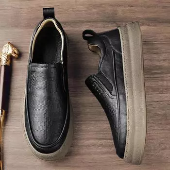 Модные итальянские мягкие мужские мокасины ручной работы, дышащие туфли-лодочки без застежек, увеличивающие рост, на плоской подошве, мужские кожаные туфли для ходьбы 39 чёрный
