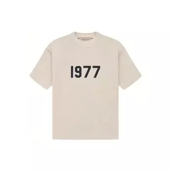 Fear of God Футболка Essentials Tee Wheat 1977 Series с цифровым узором Flock, коротким рукавом и заниженной линией плеч, женские топы FOG-SS22-188 XXS