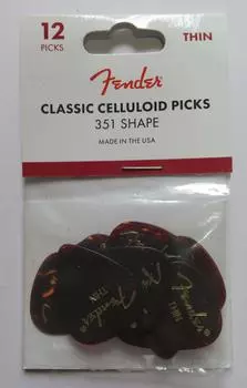 Fender pick Classic 351 Thin Celluloid, Shape, (12) [item]