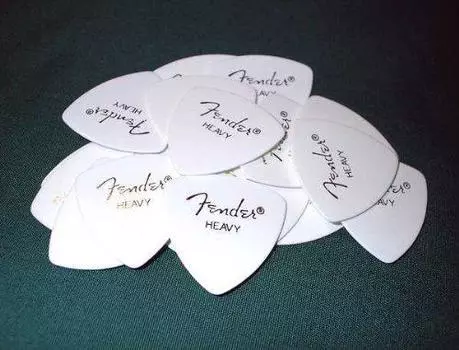 Fender Pick x 20 Triangle HEAVY-WHT
