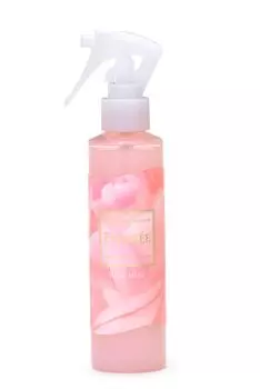 Fiance Fragrance Hair Mist Pure Mellow Shampoo 150ml A fragrance hair mist that gently scents your hair as it sways.