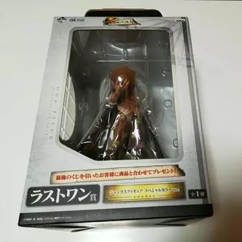 Фигурка Ichiban Kuji One Piece of Last One Prize Shanks, специальный цвет ~History Bluffy~ Версия.