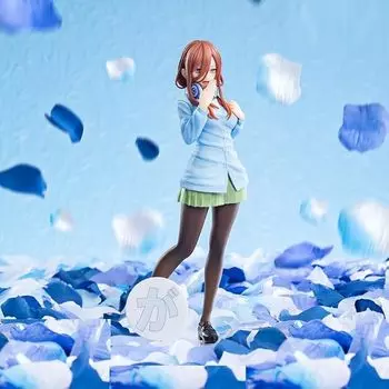 Фигурка Мику Накано. Квинтэссенция Люминасты. Квинтэссенция квинтуплетов. Официальные квинтуплеты Мику. синий