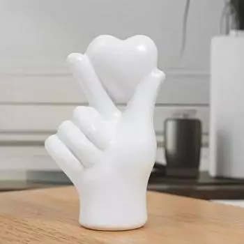 Фигурка с жестом в виде сердца, держащая сердце в руке, статуэтка из смолы, скульптура для дома, офиса, свадьбы, вечеринки, украшения рабочего стола, орнамент чёрный
