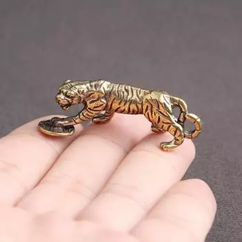 Фигурка Тигра, мягкое прикосновение, праздничная креативная статуя, привлекающая богатство, удачная статуя, декор для офиса Bronze Color