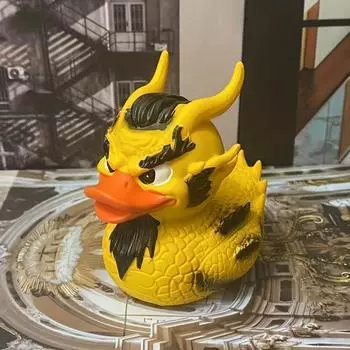 Фигурка утки-дракона, маленькая желтая утка, статуэтка с поводком, скульптура, модель животного, домашний офис, книжная полка, украшение для рабочего стола, орнамент жёлтый