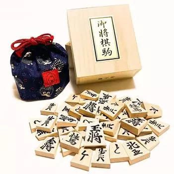 Фигурки сеги из клена Tendo shogi и оригинальные детали для сумок Suzukado,
