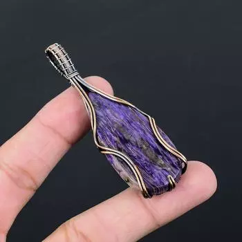 Фиолетовый чароит, драгоценный камень, чистая медная проволока, обернутая подвеской ручной работы, ювелирный подарок для нее 3.03 Inches фиолетовый