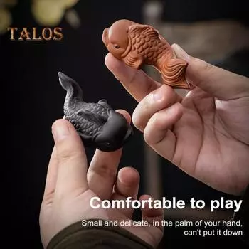 Фиолетовый глиняный карп чайный питомец богатство приносящий дзен чайный сервиз украшение маленький изящный размер яркий образ забавный гаджет в форме рыбы чайный столик чёрный