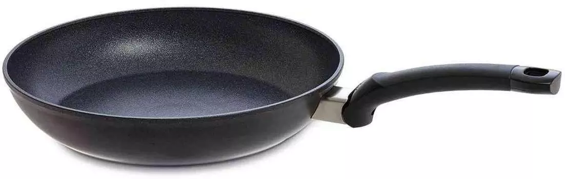 Fissler Adamant Classic 24cm Gas IH compatible Frying pan that is scratch resistant and strong enough to withstand metal spatulas Compatible with IH