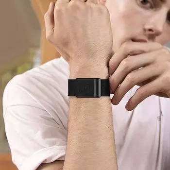 Фитнес-браслет эластичный дышащий регулируемый легко устанавливаемый спортивный браслет мягкий защитный ремешок для часов чёрный