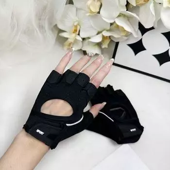 Fitness Gloves for Women Summer Breathable Non Slip Anti-Cocoon Cycling Sports Yoga Dumbbell Equipment Training Horizontal Bar Male Half Finger 2521 half finger Black S