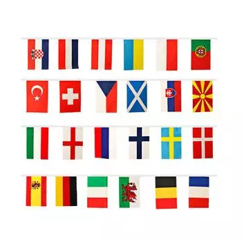 Флаги 24 европейских стран в саду-баре-ресторане и украшение семейной вечеринки