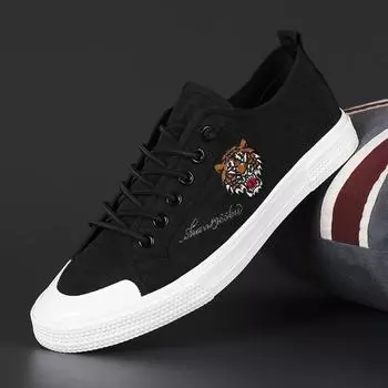 Flash Canvas Shoes Men S Umbrella Cloth Ice Silk Breathable Cloth Shoes Low-Top Lace-Up Soft Sole Embroidery Trend Casual Board Shoes Men 38