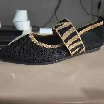 Flat bottom fly-woven pointed head shallow mouth single shoes women s foot loafers women s breathable color matching work loafers 36 светло-серый