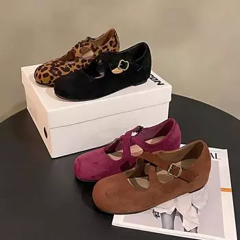 Flat bottom square head shallow mouth single shoes women s 2025 spring and autumn new French retro casual commuting flat bottom Mary Jane shoes 35 чёрный