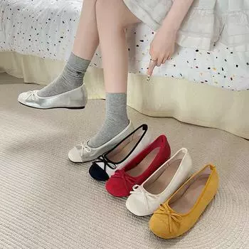 Flat bottom temperature increase French red Doudou single shoes 2024 summer new soft sole flat heel temperament ballet shoes 35 серебряный