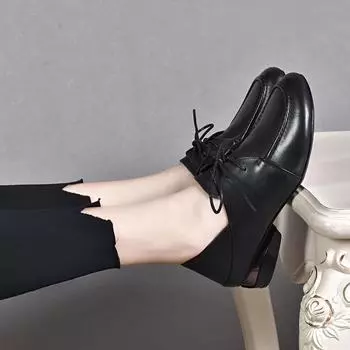 Flat bottom women s spring new round head lace-up shallow mouth single shoes, first layer cowhide, one shoe and two single shoes 34