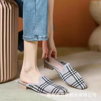 Flat-bottomed bag head half-tray shoes women s 2025 new thick heel square head non-slip rubber sole breathable soft fly-woven slippers 34