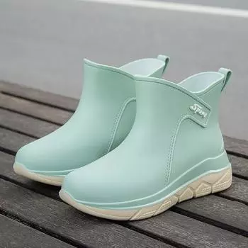 Flat-bottomed fashion rain boots women s medium and short tube thickened velvet thermal shoes light-colored women s flat-heeled rain shoes 36 чёрный