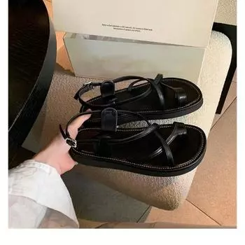 Flat-bottomed set of toe pinch sandals women s 2024 new summer wear comfortable soft sole cross one-word buckle strap Roman shoes 35 чёрный