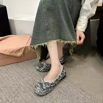 Flat-bottomed temperament silver sequined single shoes fairy shoes 2024 autumn new French black gentle evening shoes 35 серебряный