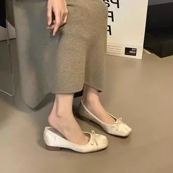 Flat shoes women s one-pedal single shoes 2024 new spring light mouth laden shoes Mary Jane Doudou shoes silver evening shoes 35