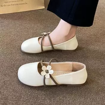 Flat single shoes women s versatile gentle shoes 2024 autumn new grandma shoes with skirt one pedal Mary Jane Doudou shoes 35