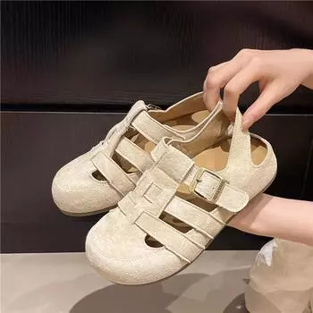 Flat-soled sandals women s new retro fashion temperament buckle sandals niche design sense evening sandals 35