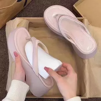 Flip-flops versatile women s summer wear thick bottom increase 2025 new Internet celebrity round head pinch foot beach cool slippers 35 чёрный