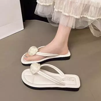 Flip-flops women s summer outer wear fashionable new non-slip flat bottom pinch feet seaside beach sandals 35