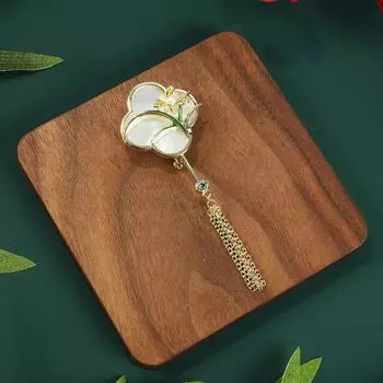 Flower gentleman natural shell plum orchid fan brooch female Chinese style temperament high-end corsage cheongsam pin